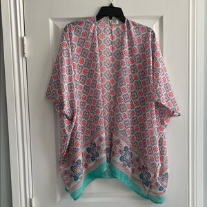 Siam Boutique Floral Patterned Kimono